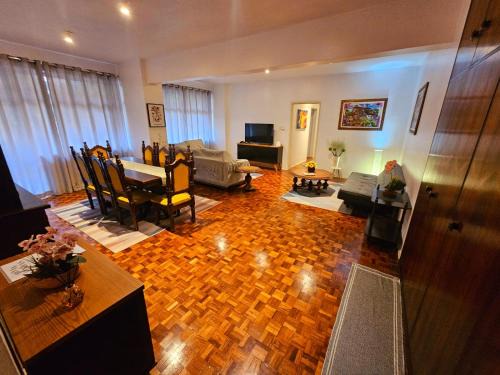 Centro Historico Apartment | APARTAMENTO INTEIRO GIGANTE CENTRO de PORTO ALEGRE SANTA CASA 200M PERTO DE TUDO