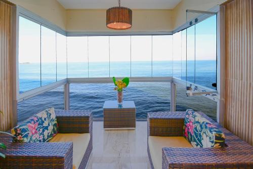 Morro do Maluf Apartment | Apartamento no Morro do Maluf, frente ao mar