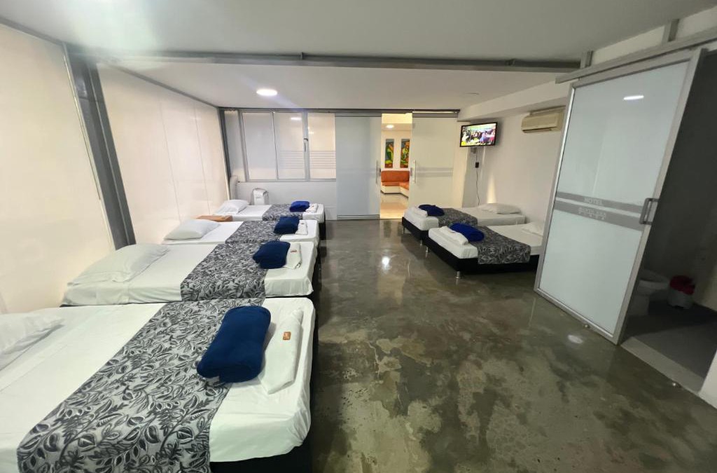 Cartago Apartment | Apartamento para grupos grandes dentro de centro comercial con frisby