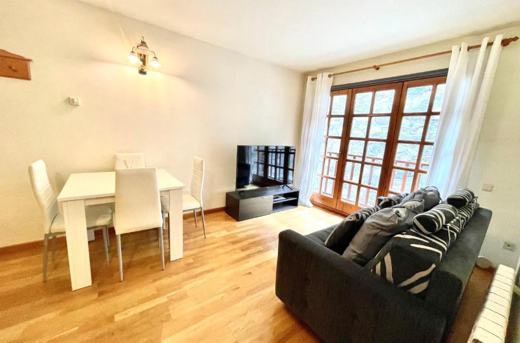 Canillo Apartment | Apartamento Rustic Chic Refugis