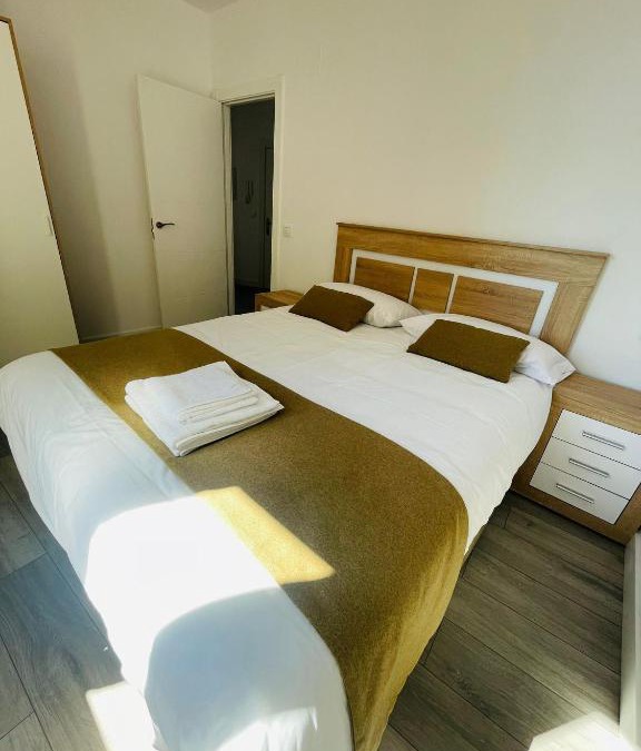 Duruelo de la Sierra Apartment | Apartamentos Rurales La Plaza 1