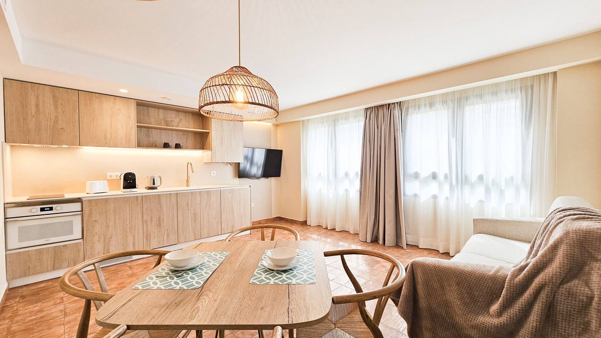 Ciutat de les Arts i les Ciencies Apartment | APARTAMENTOS LAS CIENCIAS N- WIFI+PARKING+AIRE ACONDICIONADO