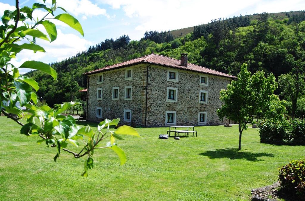 Yerbo Apartment | Apartamentos Rurales Ca Lulón