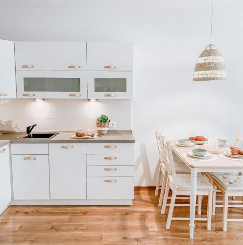Chynow Apartment | Apartamenty Flat White Ruczajowa