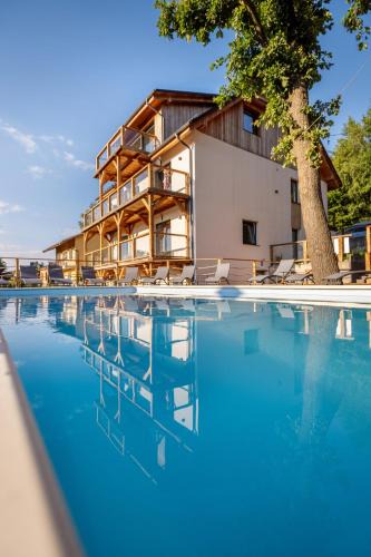 Swieradow-Zdroj Apartment | Apartamenty Larice - balia lub sauna sesja gratis ten weekend, morsowanie w basenie