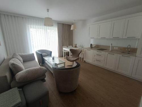 Skorochow Apartment | Apartamenty nad jeziorem Nyskim - Orzechowa 22