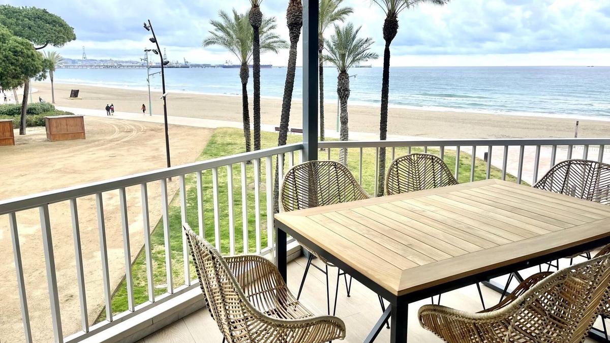 La Pineda Apartment | APARTBEACH BELL RACO BEACH FRONT