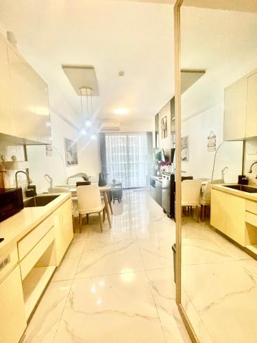 Bumi Serpong Damai Apartment | Apartemen Sky House BSD - Family 2 BR