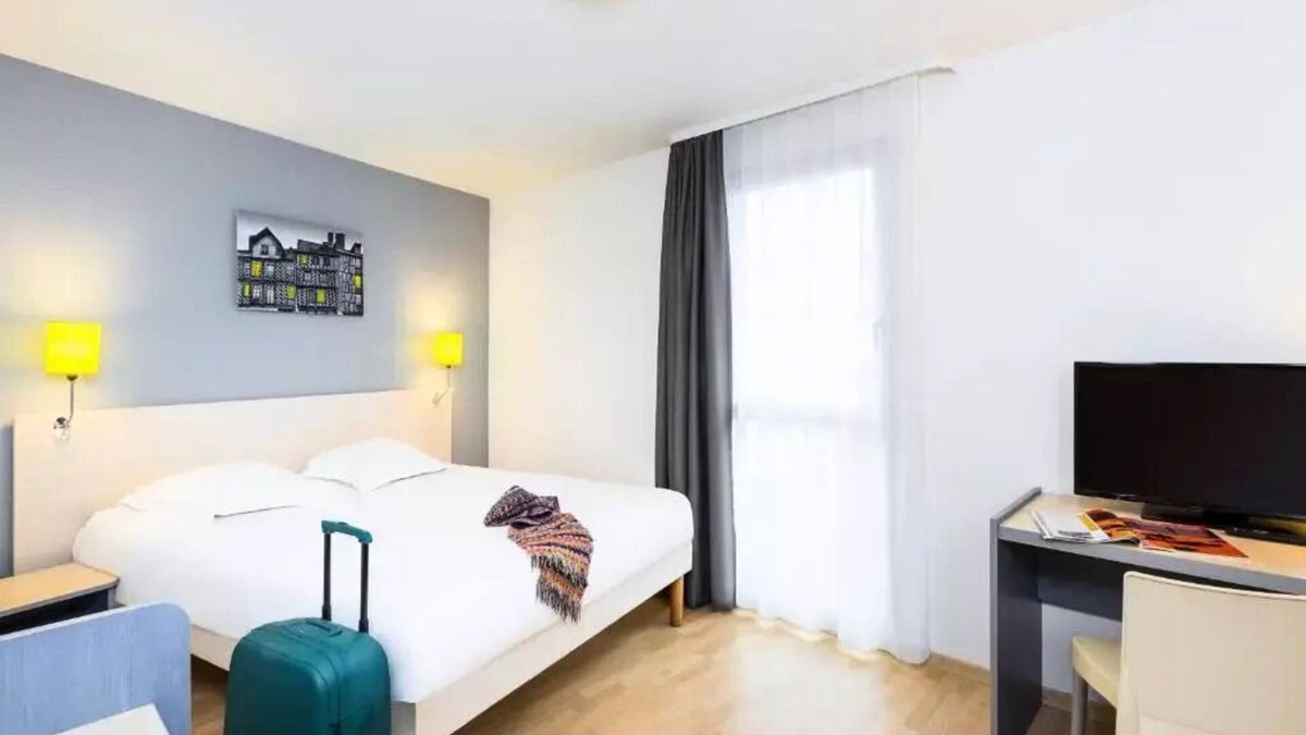 Dinan - Saint-Malo Apartment | Aparthotel Adagio Access Rennes Center - Studio 2 People