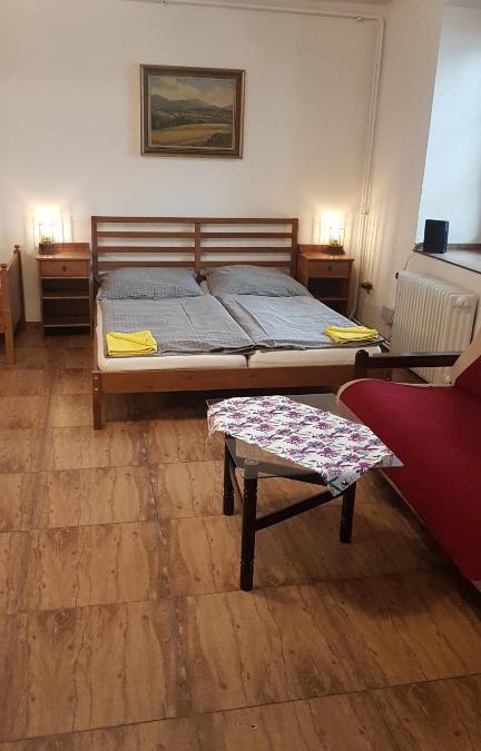 Frenstat pod Radhostem House | Apartmán 1, třílůžkový s přistýlkou s kuchyní a koupelnou
