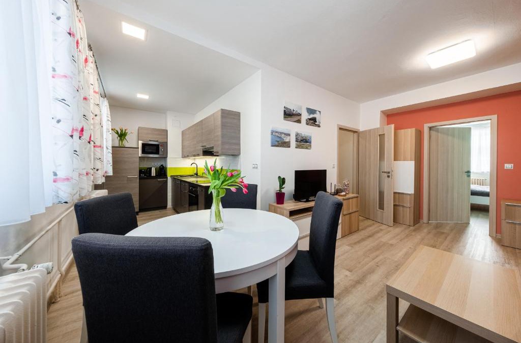 Chrudim Apartment | Apartmán Jabloňová