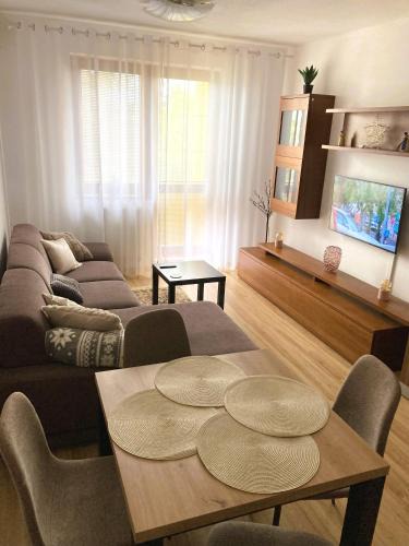 Velka Lomnica Apartment | Apartmán KaTry
