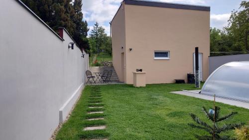 Hustopece Apartment | Apartmán Kurdějovská