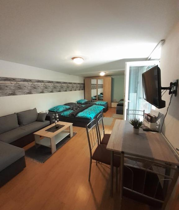 Bzenec Apartment | Apartmán LauMar 2