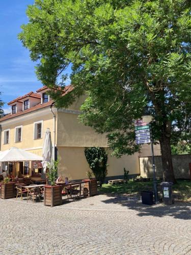 Beroun Apartment | Apartmán Na Ostrově Beroun