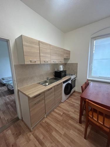Karlovy Vary Apartment | Apartmán v Karlových Varech pro 4 osoby