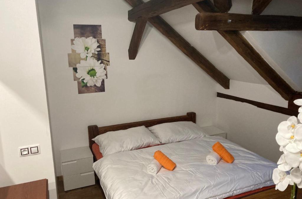 Sec Apartment | Apartmánový dům 13 Podkroví 2