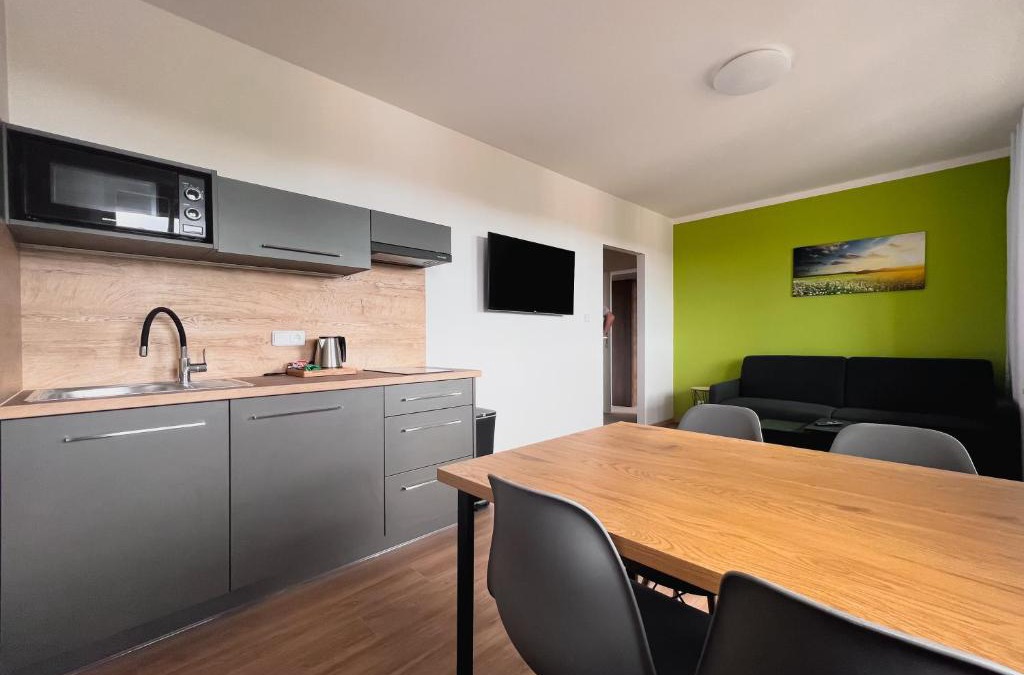 Zelezna Ruda Hotel | Apartmány hotelu Ostrý