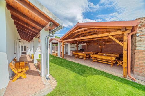 Novy Prerov Apartment | Apartmány Lenkoska