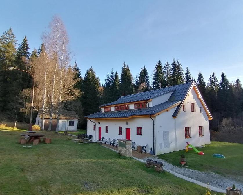 Kubova Hut Apartment | Apartmány Na samotě