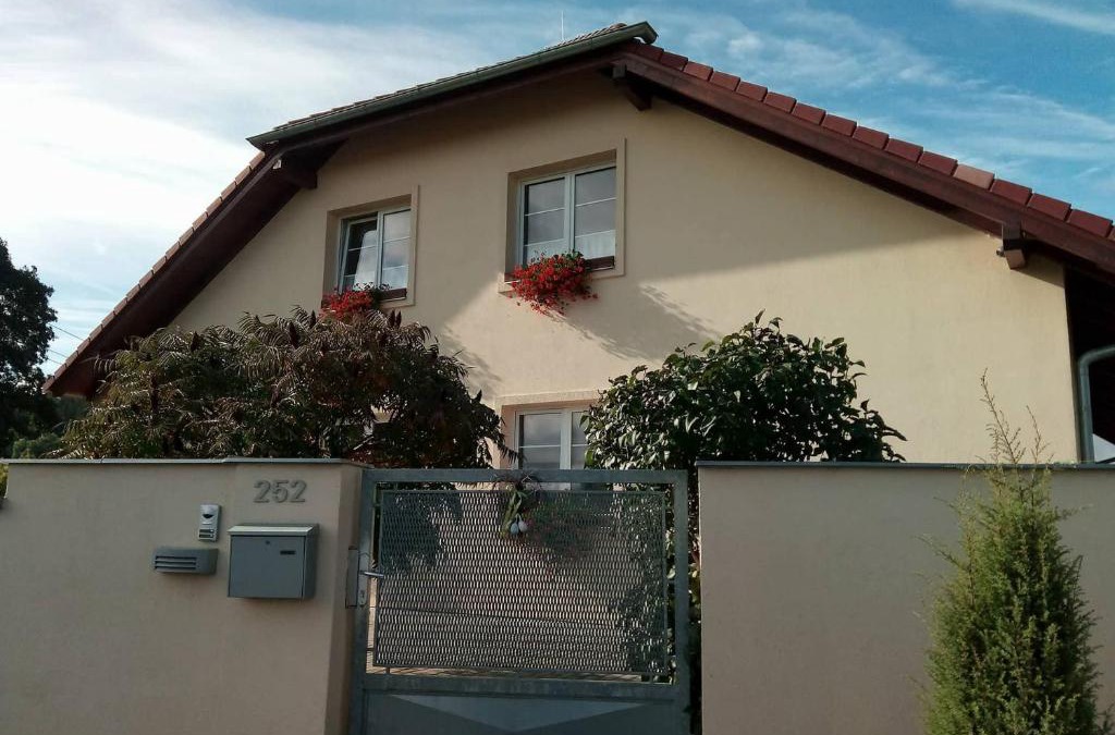 Bohutin Apartment | apartmány pod lesem