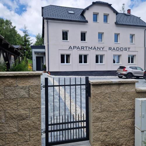Kovarska Apartment | Apartmány RADOST