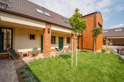 Troubsko House | Apartmány V zahradě
