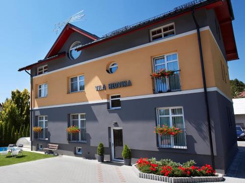 Roznov Pod Radhostem Apartment | Apartmány Vila Hedvika