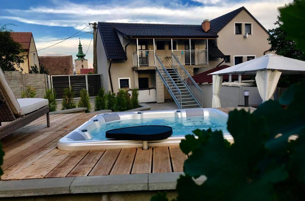 Pritluky House | Apartmány & Vinařství Káňa