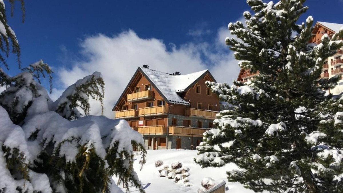 Montgellafrey Ski Chalet | APARTMENT 8 CHALET 4 * PREMIUM close track CENTER STATION