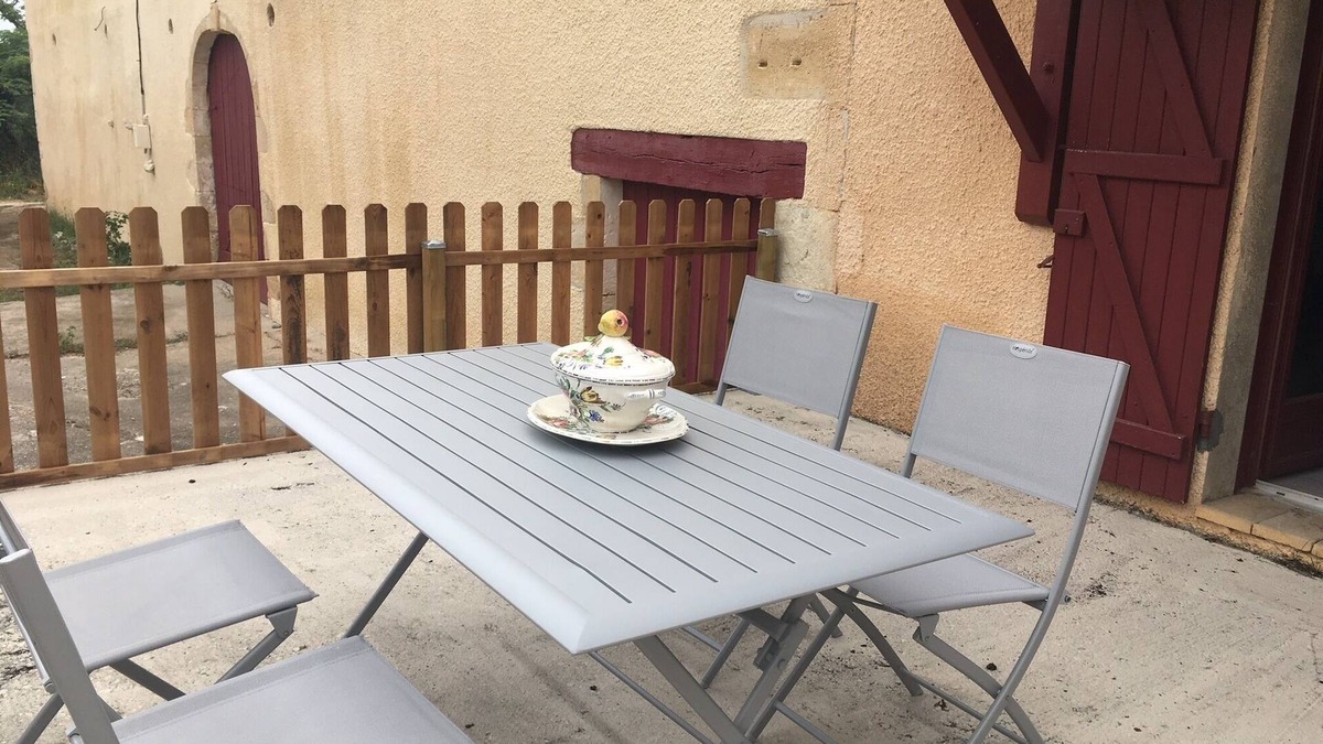 Saint-Quentin-de-Caplong Apartment | Apartment "Marchand"