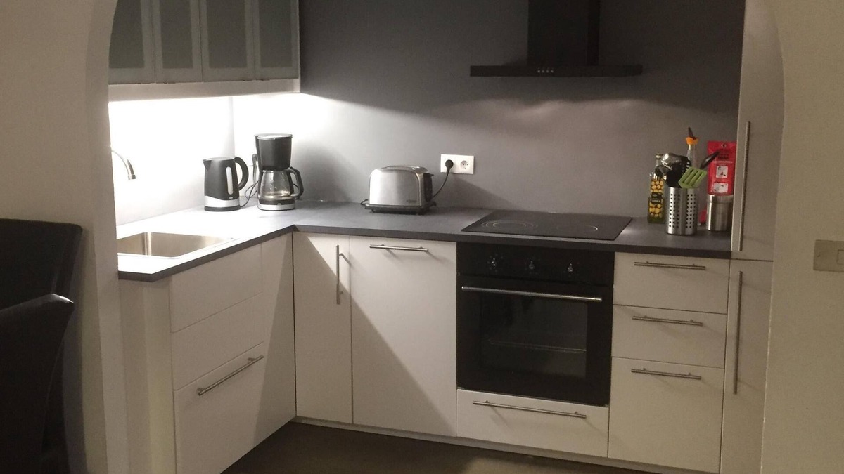 Laugardalur Apartment | Apartm. in a family house with 2 bedr. and a living room with 2 beds