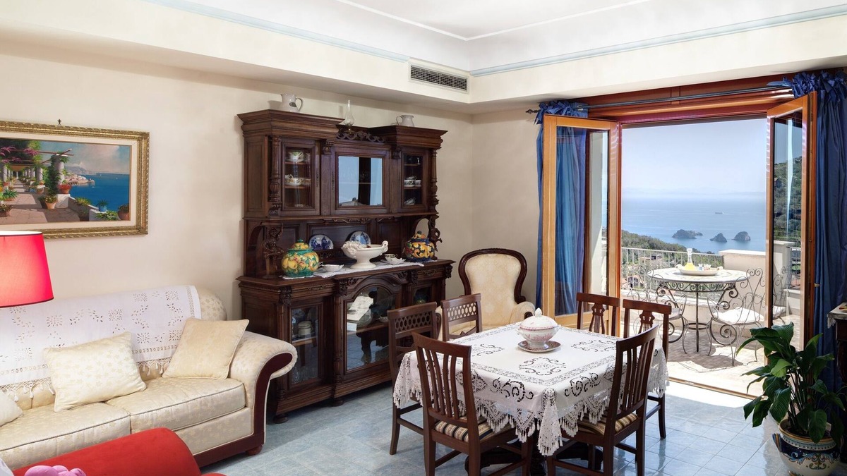 Sant'Agata sui Due Golfi Apartment | Apartment Ocean - Sorrento coast, with sea view, pool, garden, parking, Wi-Fi