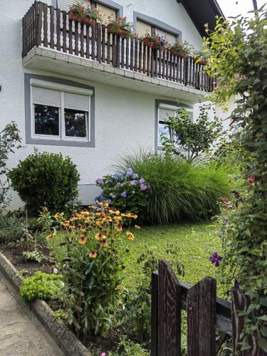 Grabovac Apartment | Apartman Barbara