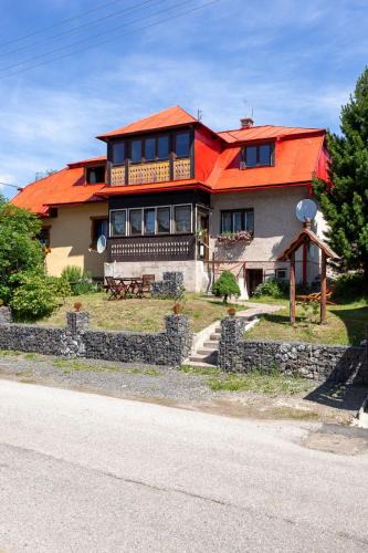 Zdiar Apartment | Apartman Domcek