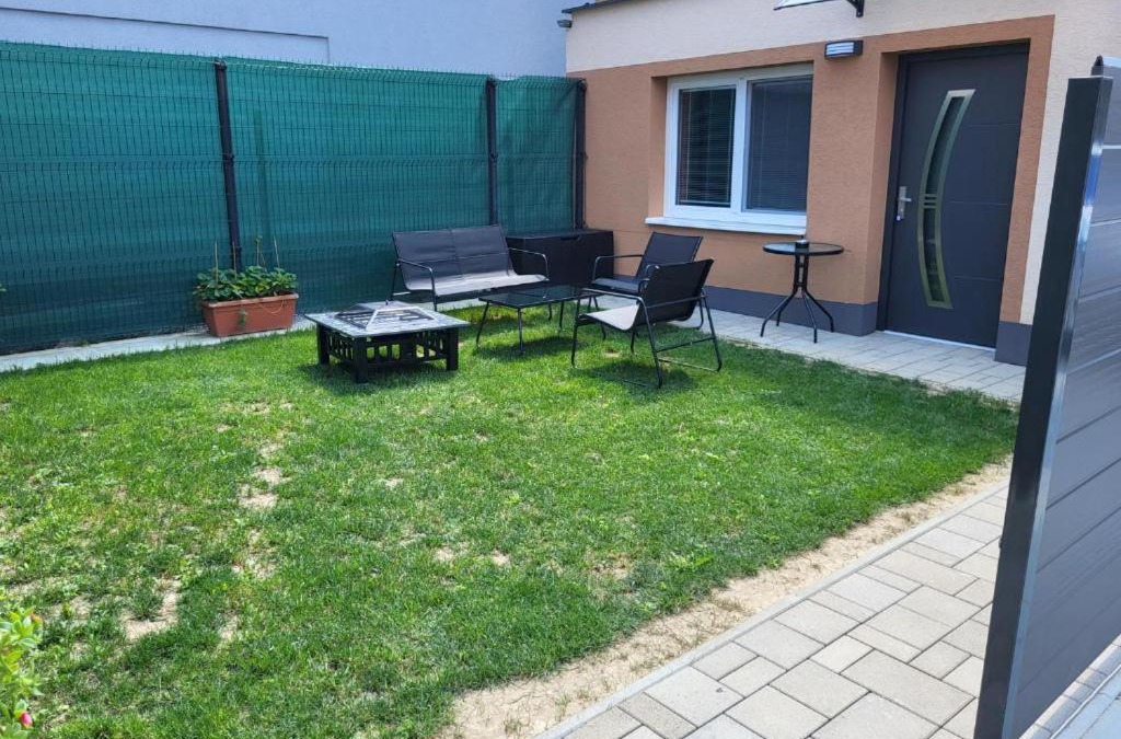 Teplicka nad Vahom Apartment | Apartman Ella