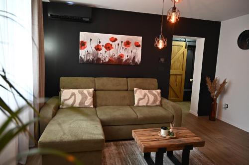 Slavonski Brod Apartment | Apartman KOCKICA Entry with PIN 0-24h , Free parking