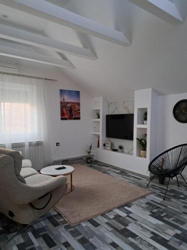 Laktasi Apartment | Apartman Mihaela