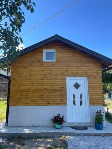 Rogatica Apartment | Apartman Sadba 2