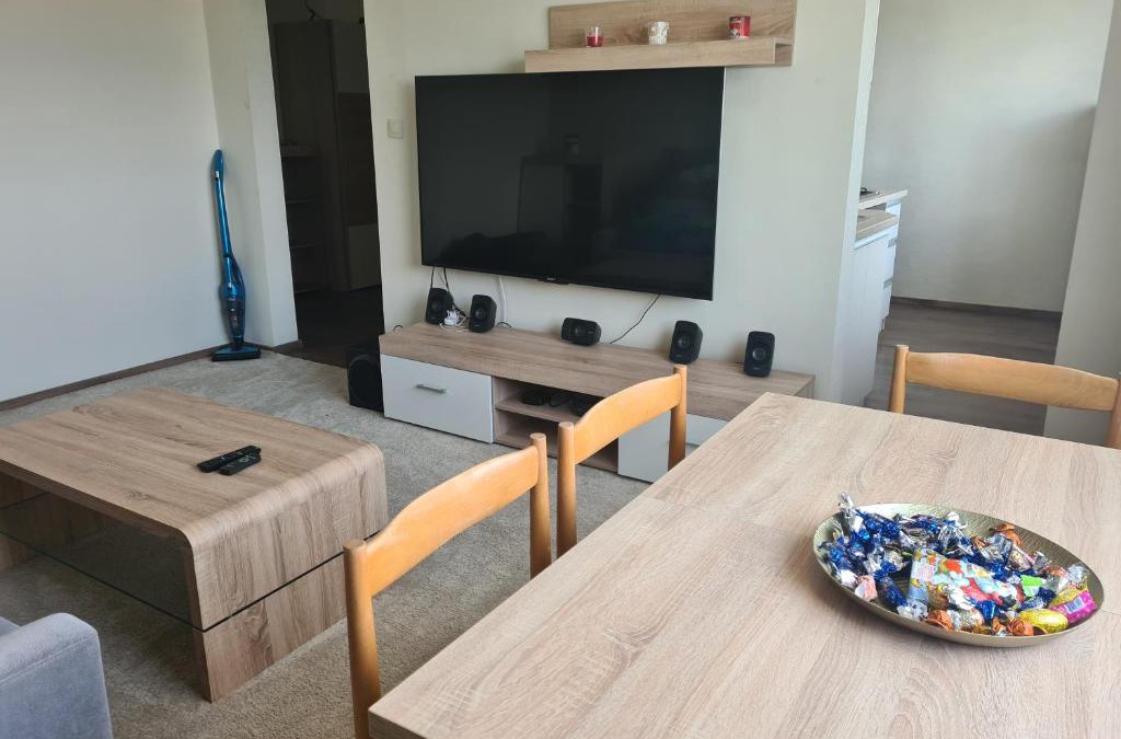 Komarno Apartment | Apartman Valentin