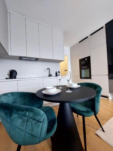 Kosice Old Town Apartment | Apartman Zoku s private garage parking free