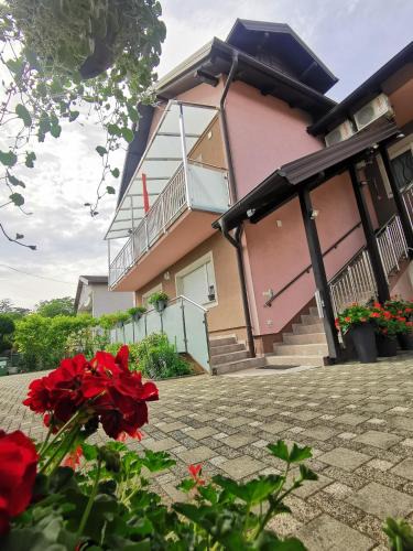 Jastrebarsko Apartment | Apartmani Jastreb