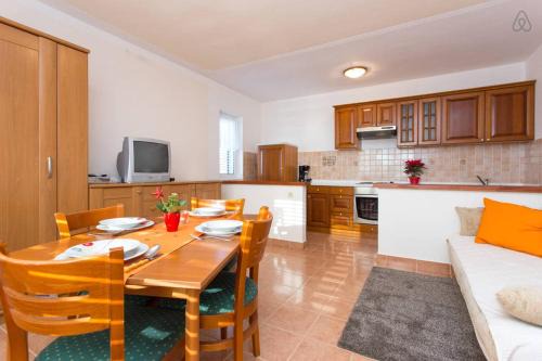 Rab House | Apartmani Lucia