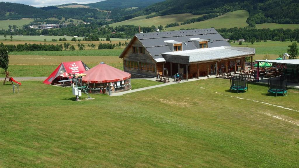 Cervena Voda Apartment | Apartmany ve Skiresortu Bukova hora
