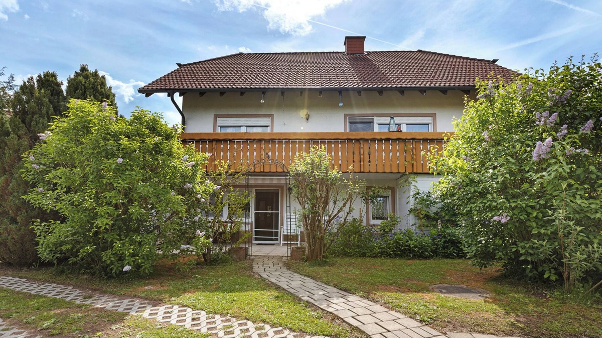 Bonndorf Apartment | Apartment 'Ilona' with Shared Terrace, Shared Garden and Wi-Fi