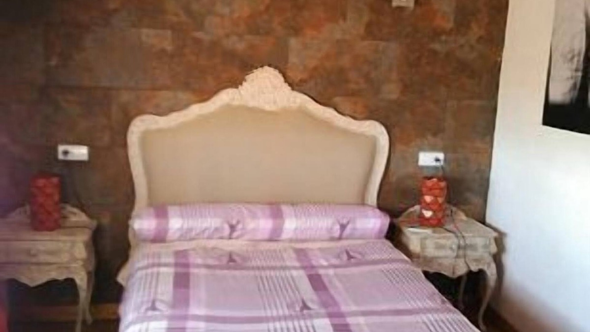 Villarrubia de Santiago Apartment | Apartment for 6 people, in three bedrooms, one hour from Madrid.