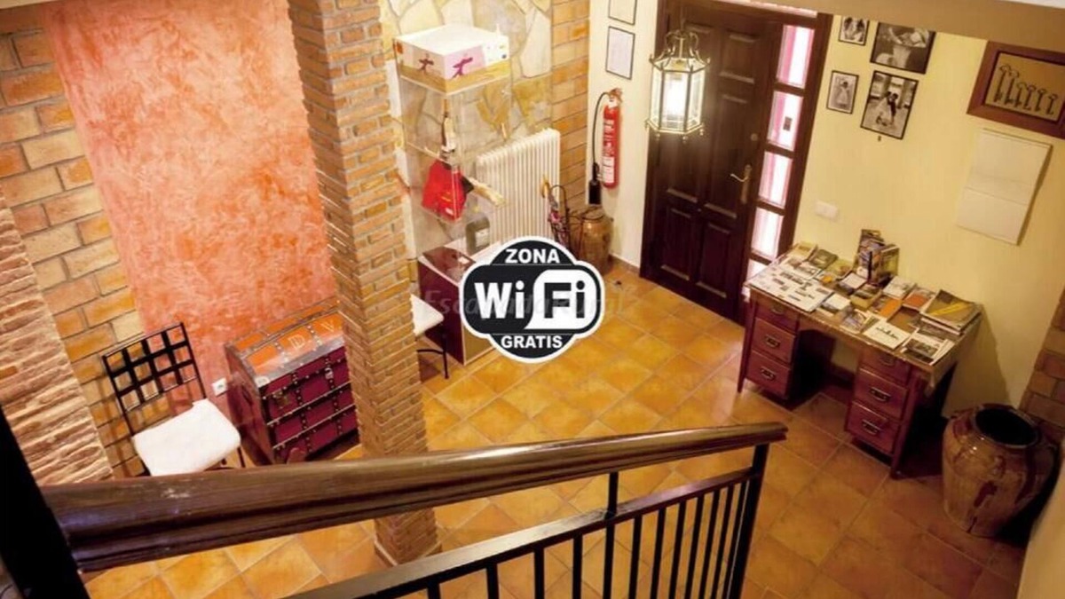 Almonacid de la Sierra Apartment | Apartment 'Habitaciones La Sierra' with Mountain View, Wi-Fi and Air Conditioning