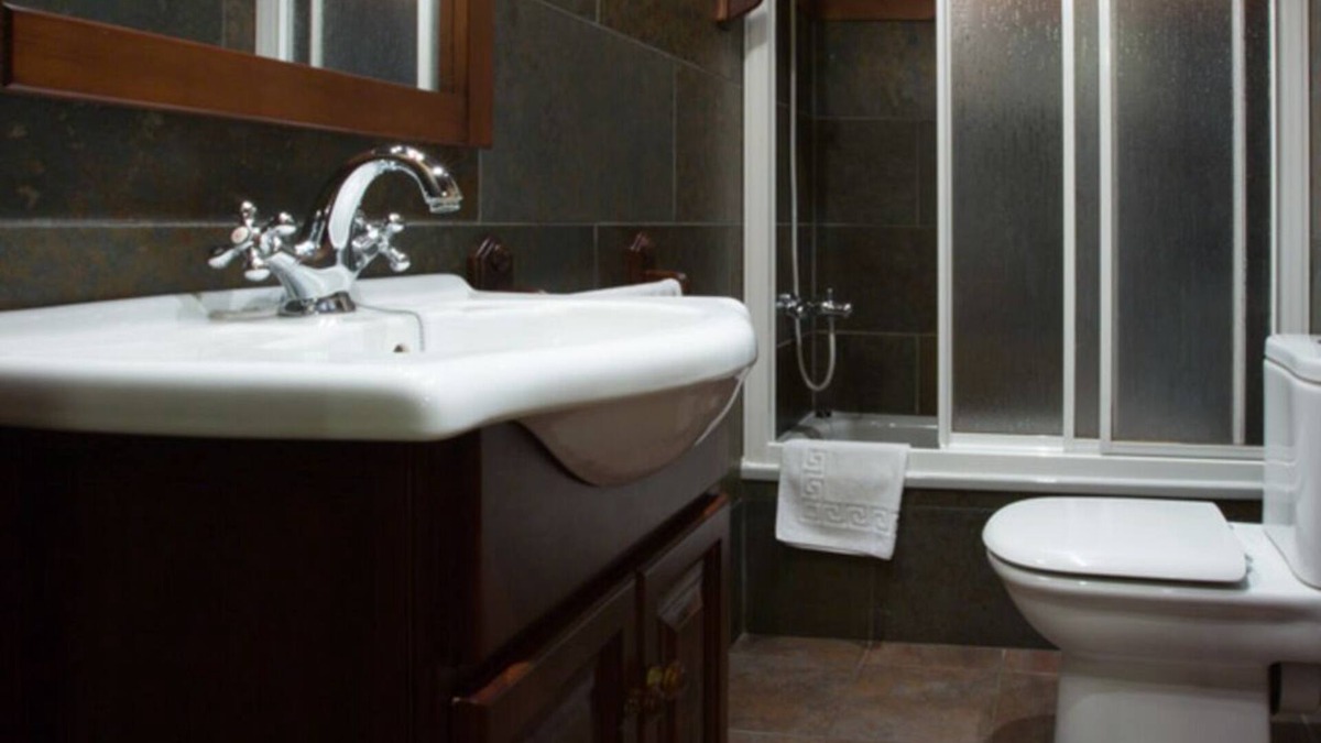 Santa Eulalia de Oscos Apartment | Apartment for 2 adults and 1 child