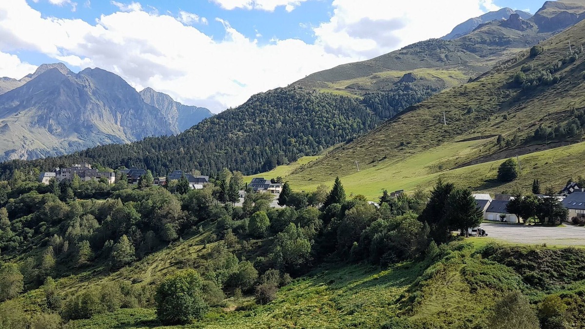 Genos Apartment | Apartment 6 persons ski resort Val Louron