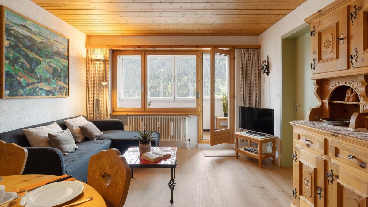 Davos-Platz Apartment | Apartmen Nölly by Interhome